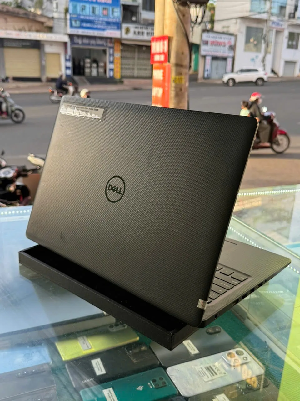 Dell Vostro 3590 | Core i5-10210U | RAM 12GB | SSD 256GB | 15.6 inch