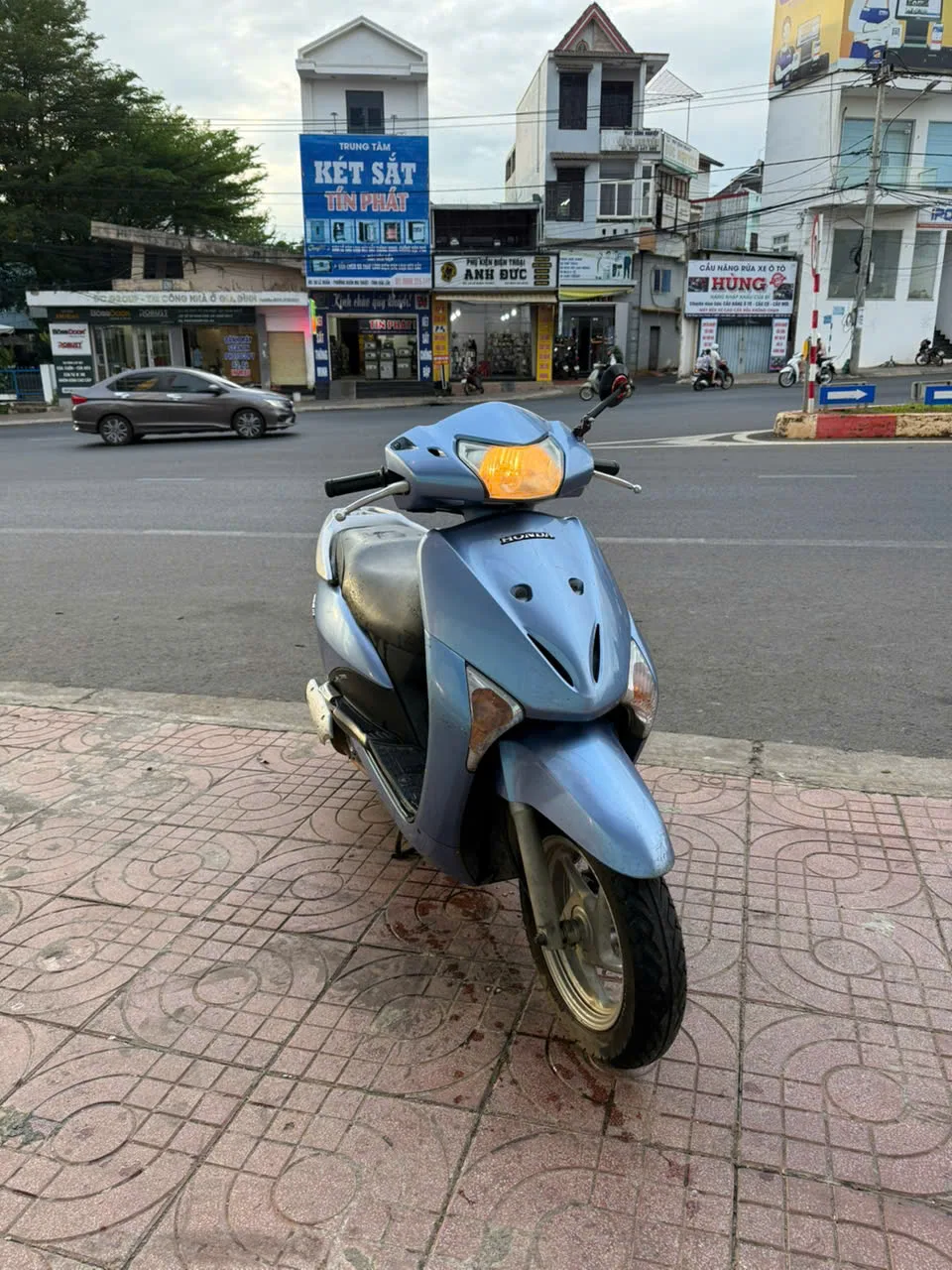HONDA SCR LEAD 2011 — ảnh 2
