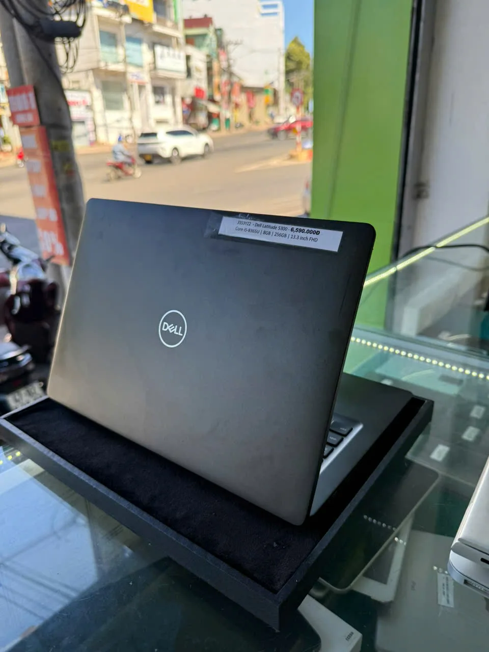 Dell Latitude 5300 | Core i5-8365U | RAM 8GB | SSD 256GB | 13.3 inch Full HD — ảnh 1