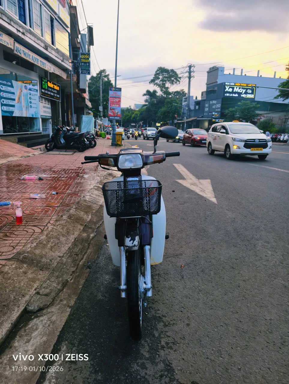 Honda Super Dream Thái 2001 Nâu Trắng — ảnh 1