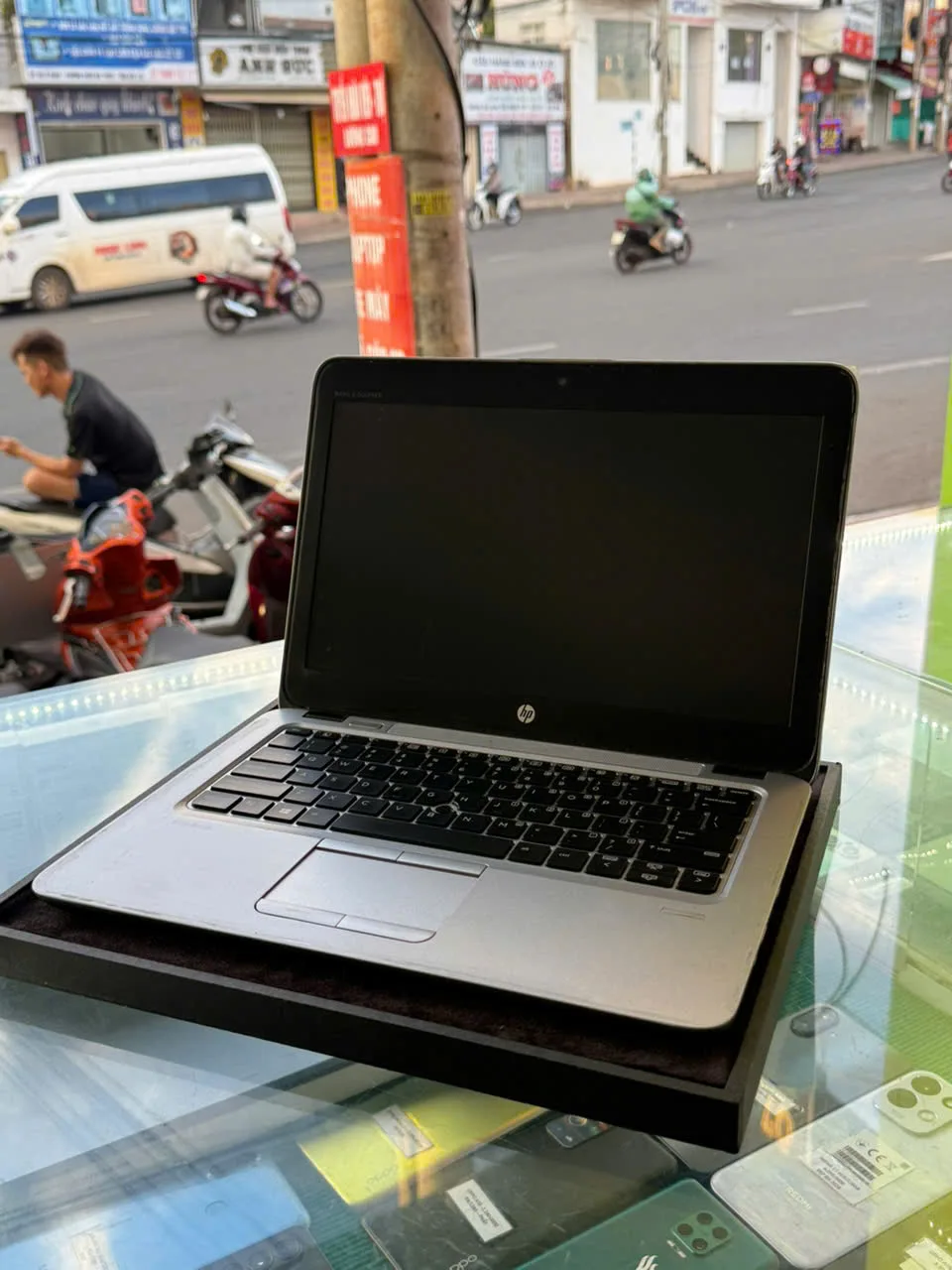 HP EliteBook 820 G3 | Core i5-6300U | RAM 8GB | SSD 256GB | 12.5 inch — ảnh 2