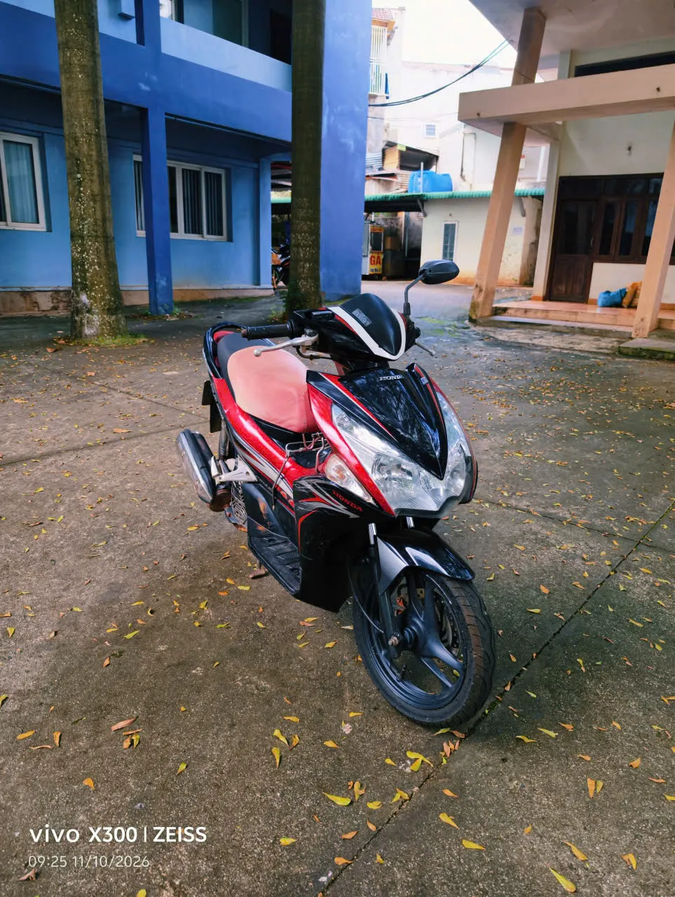 Honda Air Blade 2011 — ảnh 1