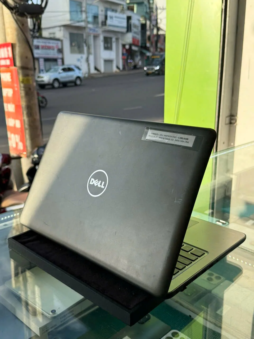 Dell Inspiron 5565 | Radeon R7 | RAM 8GB | SSD 256GB | 15.6 inch — ảnh 1