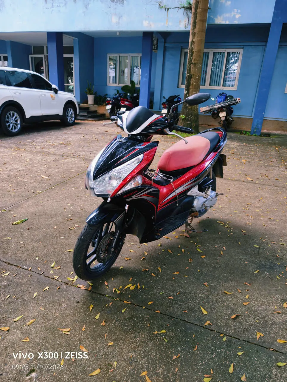 Honda Air Blade 2011 — ảnh 2