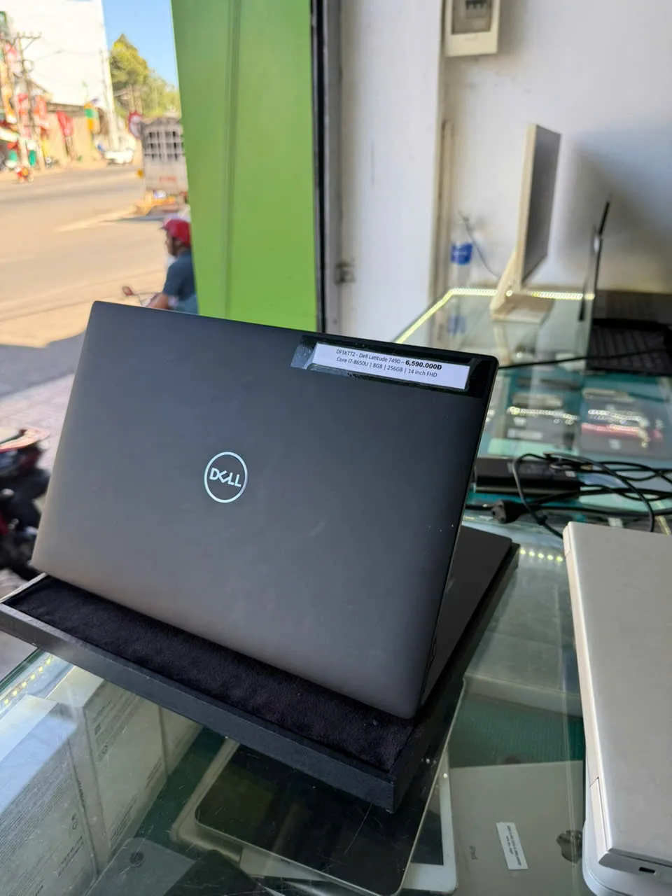 Dell Latitude 7490 | Core i7-8650U | RAM 8GB | SSD 256GB | 14 inch Full HD — ảnh 1