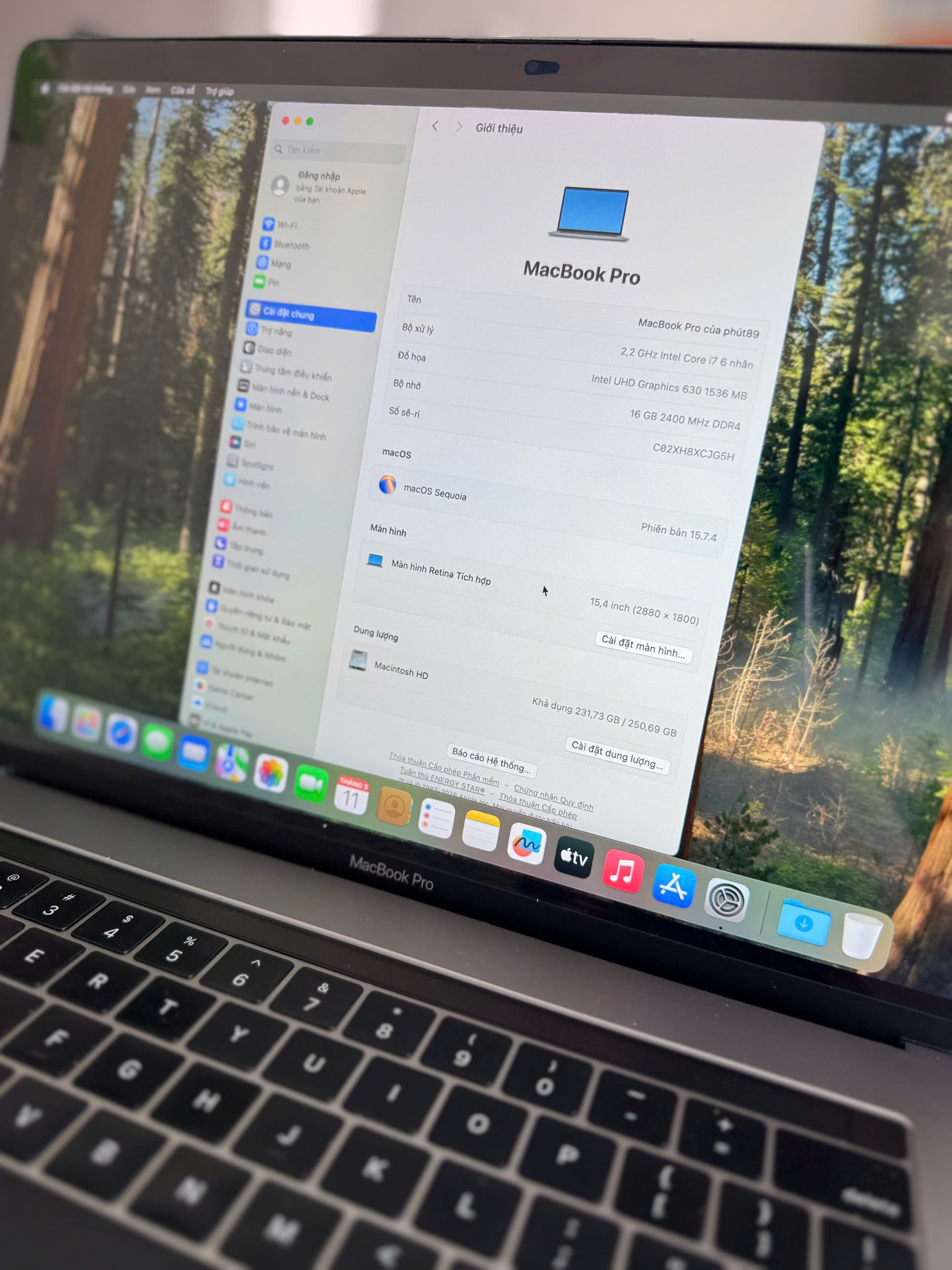 Macbook Pro 2018 15 inch | Core i7 16GB 256GB