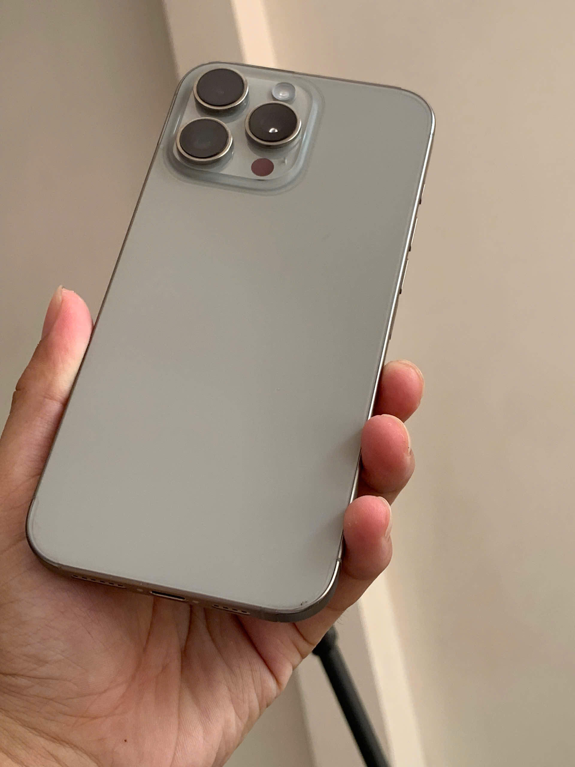 IPHONE 16 PRO MAX 256 GB | CŨ 99& LL/A