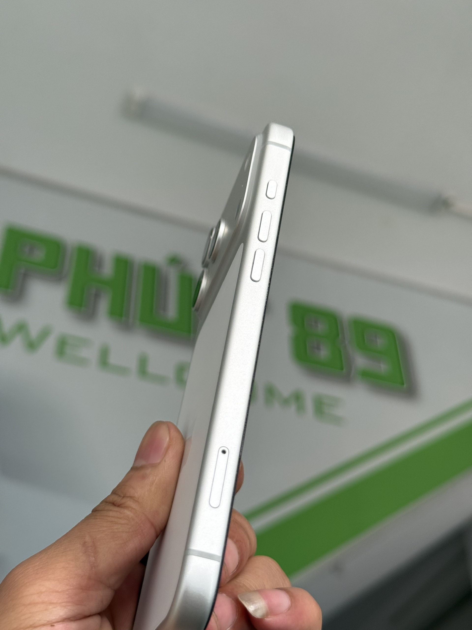 IPHONE 17 PRO MAX 256GB BẠC CTY